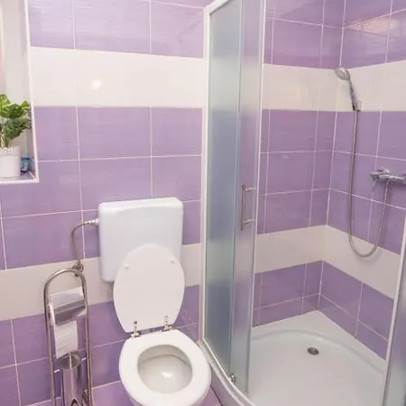 Kuca S Bazenom Emanuela Villa Porec